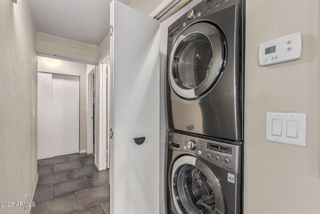 542 W 15TH Street, Tempe, AZ 85281