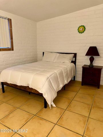 4415 N Swan Road, Tucson, AZ 85718