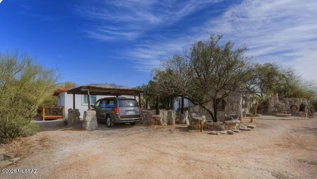 4415 N Swan Road, Tucson, AZ 85718