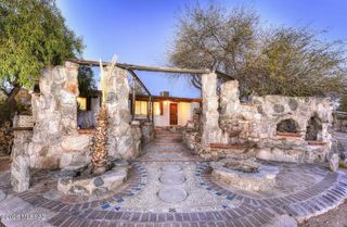 4415 N Swan Road, Tucson, AZ 85718
