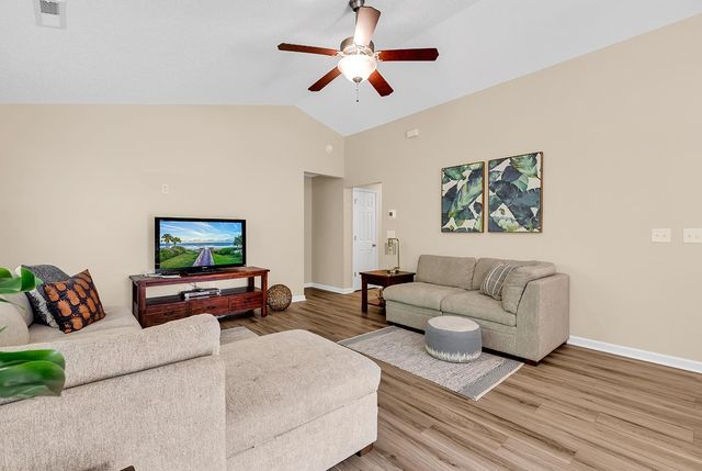 208 South Reach Ct., Myrtle Beach, SC 29588