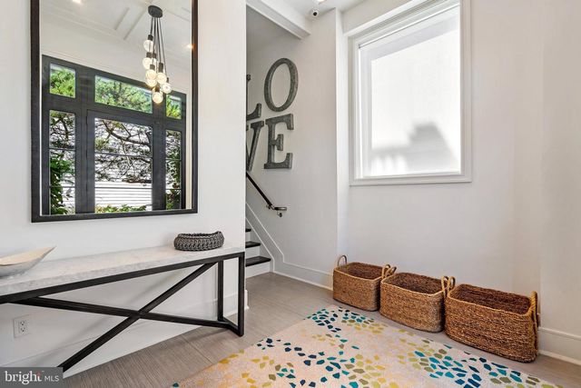 11 3RD STREET, Surf City, NJ 08008