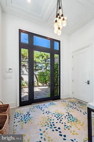 11 3RD STREET, Surf City, NJ 08008