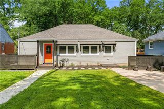 436 W Lake NW Avenue, Atlanta, GA 30318