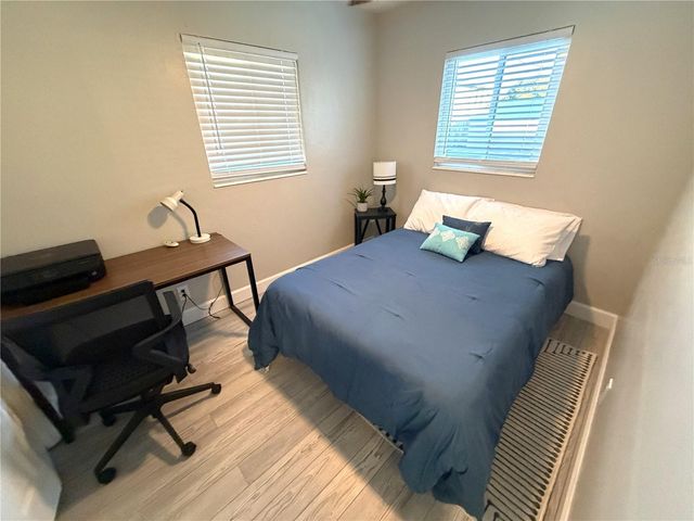 5519 COMMONWEALTH AVENUE N, St Petersburg, FL 33703