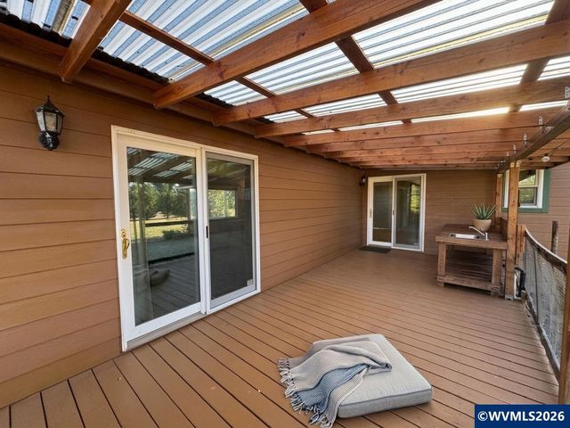 38790 Gilkey Rd, Scio, OR 97374