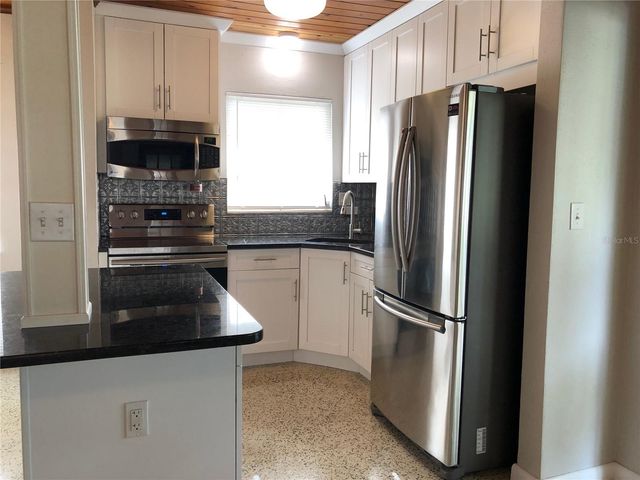 80 BEVERLY CIRCLE, Englewood, FL 34223