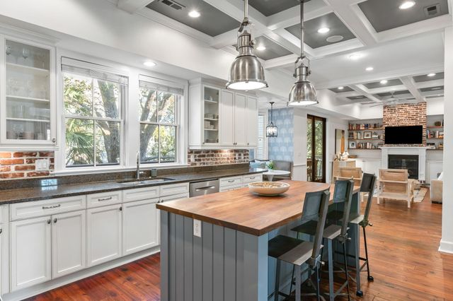 7 William Street, Mount Pleasant, SC 29464