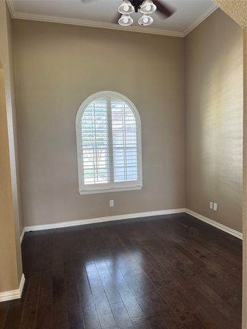 1403 Hickory Drive, Pilot Point, TX 76258