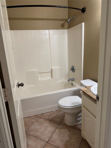 1403 Hickory Drive, Pilot Point, TX 76258