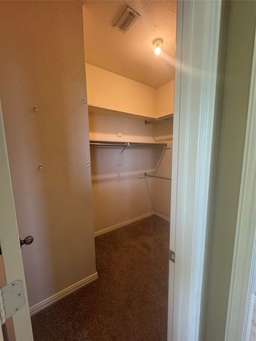 1403 Hickory Drive, Pilot Point, TX 76258
