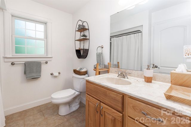72 Whitfield Lane, Weaverville, NC 28787