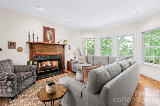 72 Whitfield Lane, Weaverville, NC 28787