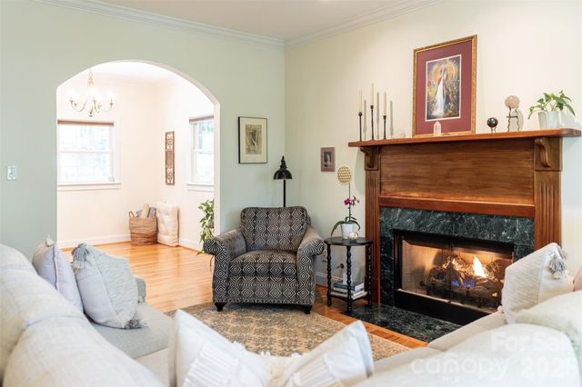 72 Whitfield Lane, Weaverville, NC 28787