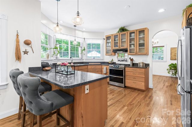 72 Whitfield Lane, Weaverville, NC 28787
