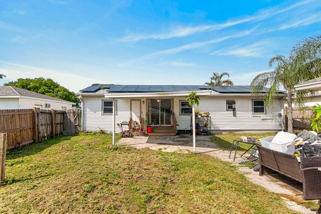 5260 43RD AVENUE N, St Petersburg, FL 33709