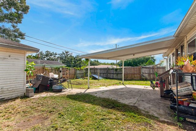 5260 43RD AVENUE N, St Petersburg, FL 33709