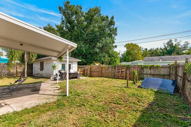 5260 43RD AVENUE N, St Petersburg, FL 33709
