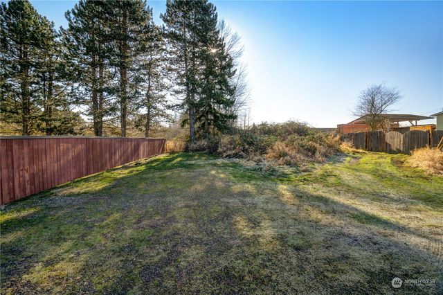 10007 20th Avenue E, Tacoma, WA 98445