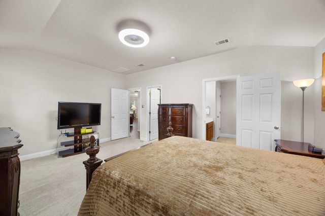 2801 Stirrup CV, Leander, TX 78641