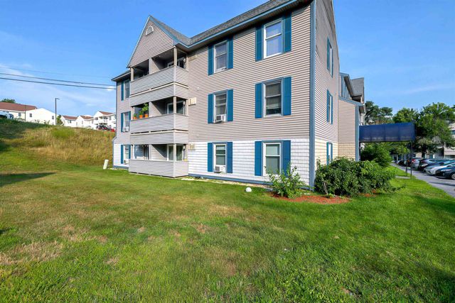 130 Eastern Ave Apt 201, Manchester, NH 03104