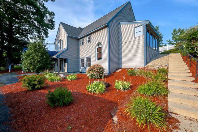 130 Eastern Ave Apt 201, Manchester, NH 03104