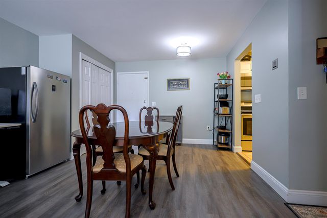 130 Eastern Ave Apt 201, Manchester, NH 03104