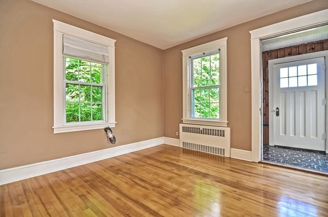 74 Wilkinson St, Worcester, MA 01606