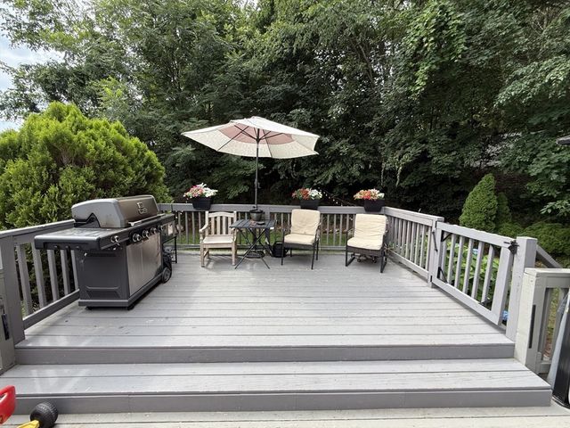 74 Wilkinson St, Worcester, MA 01606