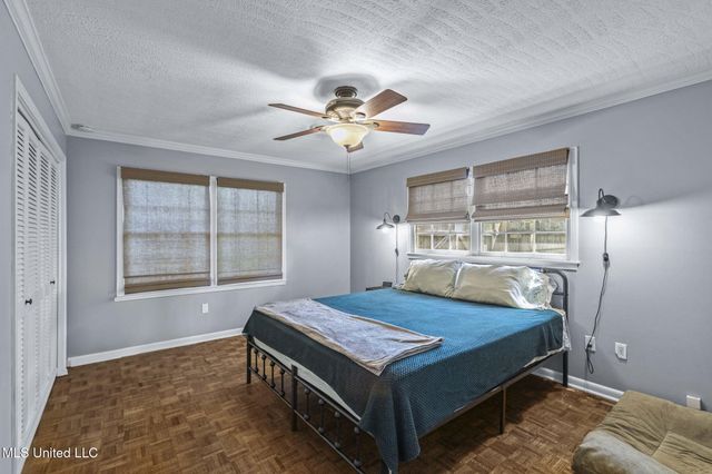 5235 Hialeah Drive, Jackson, MS 39211