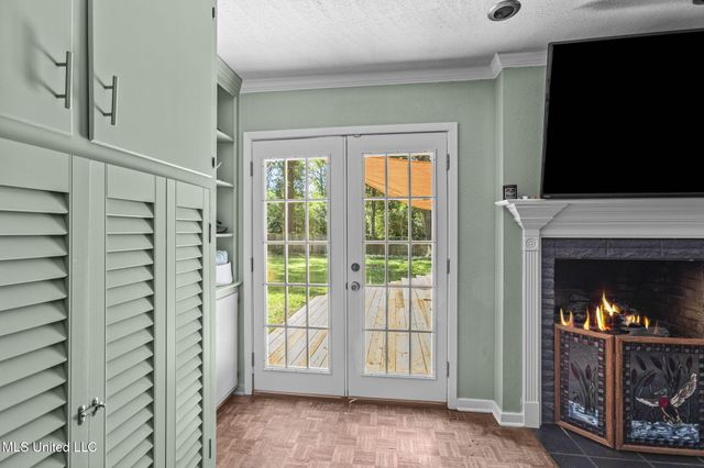 5235 Hialeah Drive, Jackson, MS 39211