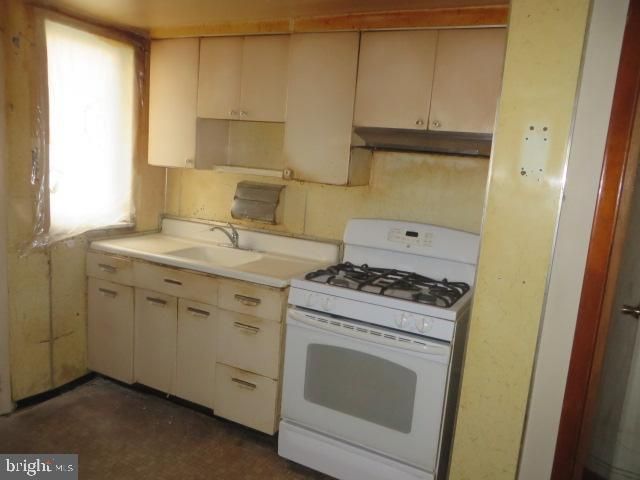 747 CLYMER ST, Philadelphia, PA 19147