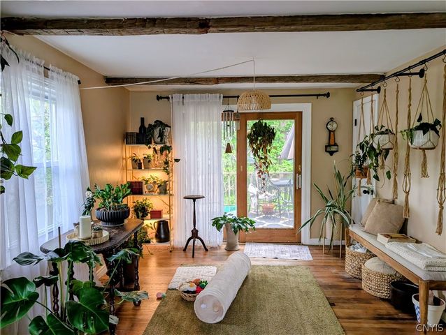 527 Salisbury Park Drive, Syracuse, NY 13224