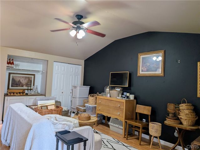 527 Salisbury Park Drive, Syracuse, NY 13224