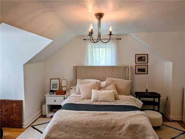 527 Salisbury Park Drive, Syracuse, NY 13224