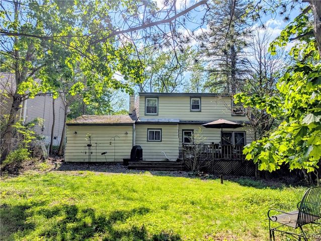 527 Salisbury Park Drive, Syracuse, NY 13224
