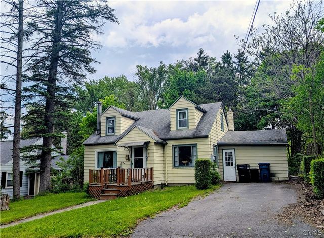 527 Salisbury Park Drive, Syracuse, NY 13224