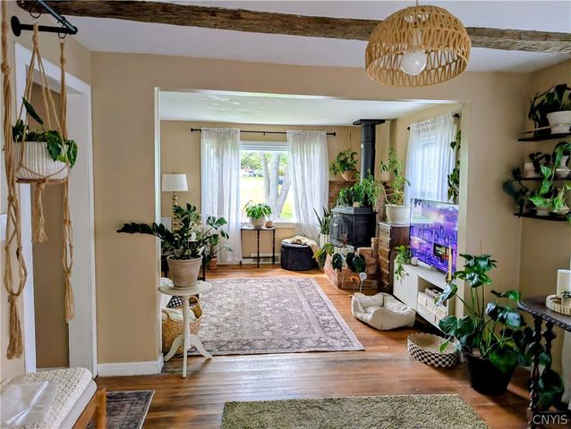 527 Salisbury Park Drive, Syracuse, NY 13224