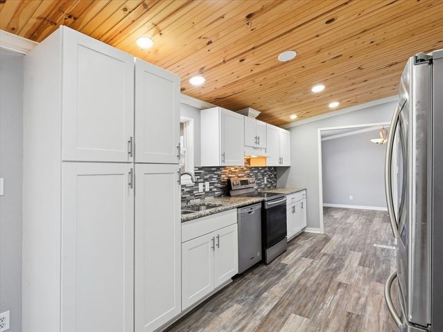 10112 Lavinder Lane, Crowley, TX 76036