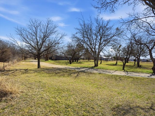 10112 Lavinder Lane, Crowley, TX 76036