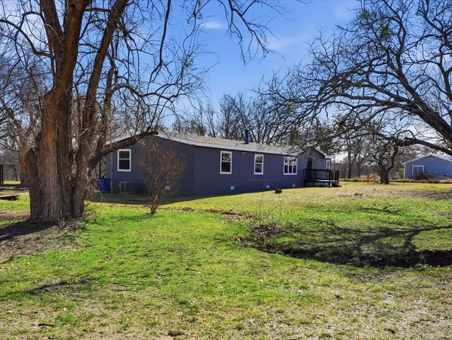 10112 Lavinder Lane, Crowley, TX 76036