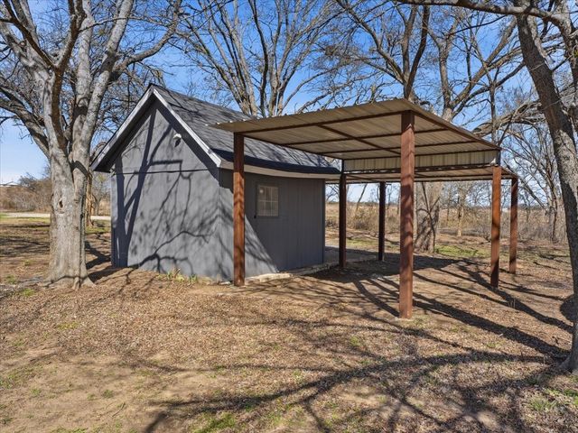 10112 Lavinder Lane, Crowley, TX 76036
