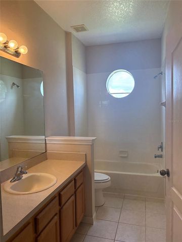 9428 FLOWERING COTTONWOOD ROAD 660, Orlando, FL 32832