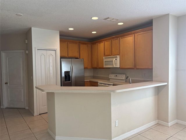 9428 FLOWERING COTTONWOOD ROAD 660, Orlando, FL 32832