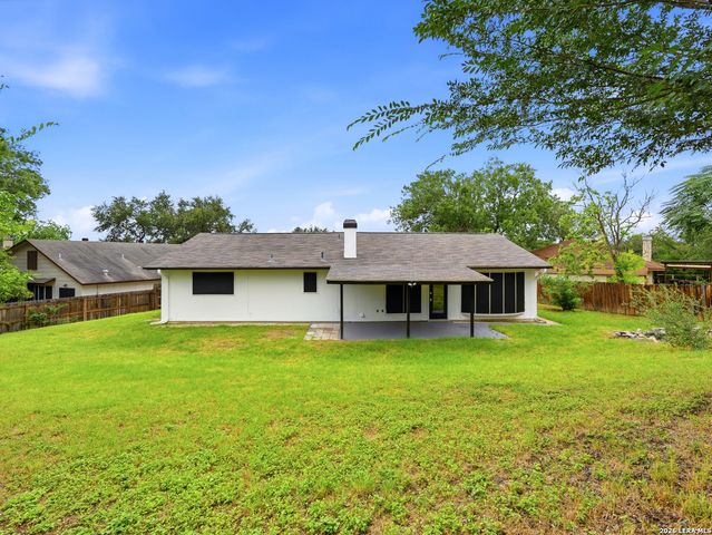 12103 Stevens Ct, Live Oak, TX 78233