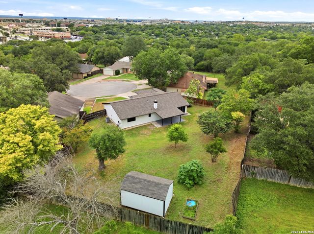 12103 Stevens Ct, Live Oak, TX 78233