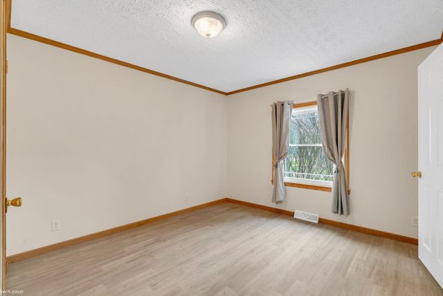 15 Ridgeway Street, Saline, MI 48176