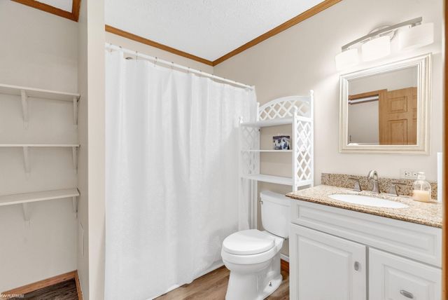 15 Ridgeway Street, Saline, MI 48176