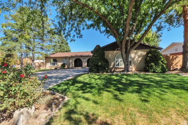 6247 S CORAL DR, Taylorsville, UT 84123