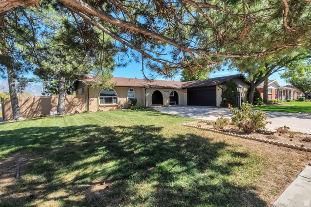 6247 S CORAL DR, Taylorsville, UT 84123 — exterior